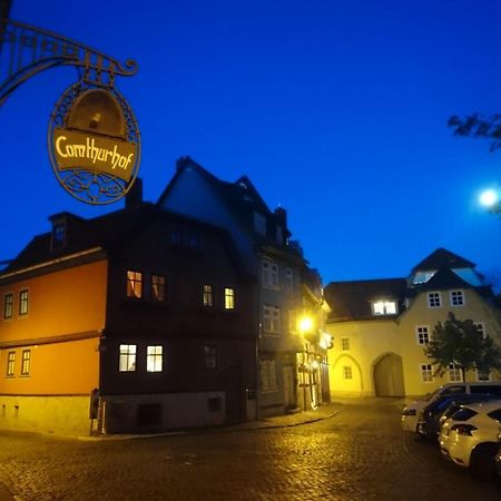 Haus Zum Kleinen Helm Appartement Erfurt Buitenkant foto