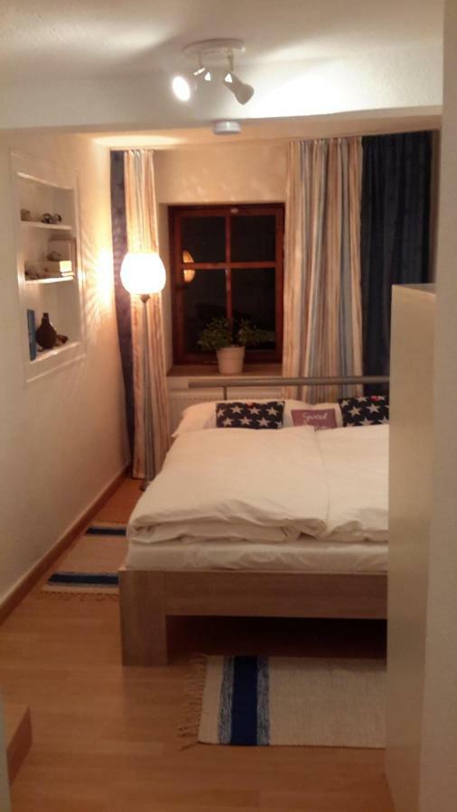 Haus Zum Kleinen Helm Appartement Erfurt Buitenkant foto